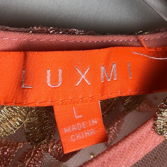 Woman’s Peach Floor Length Dress. Embellished Top. Size L - Picture 7 of 7